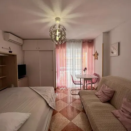 Estudio Muy Centrico *
